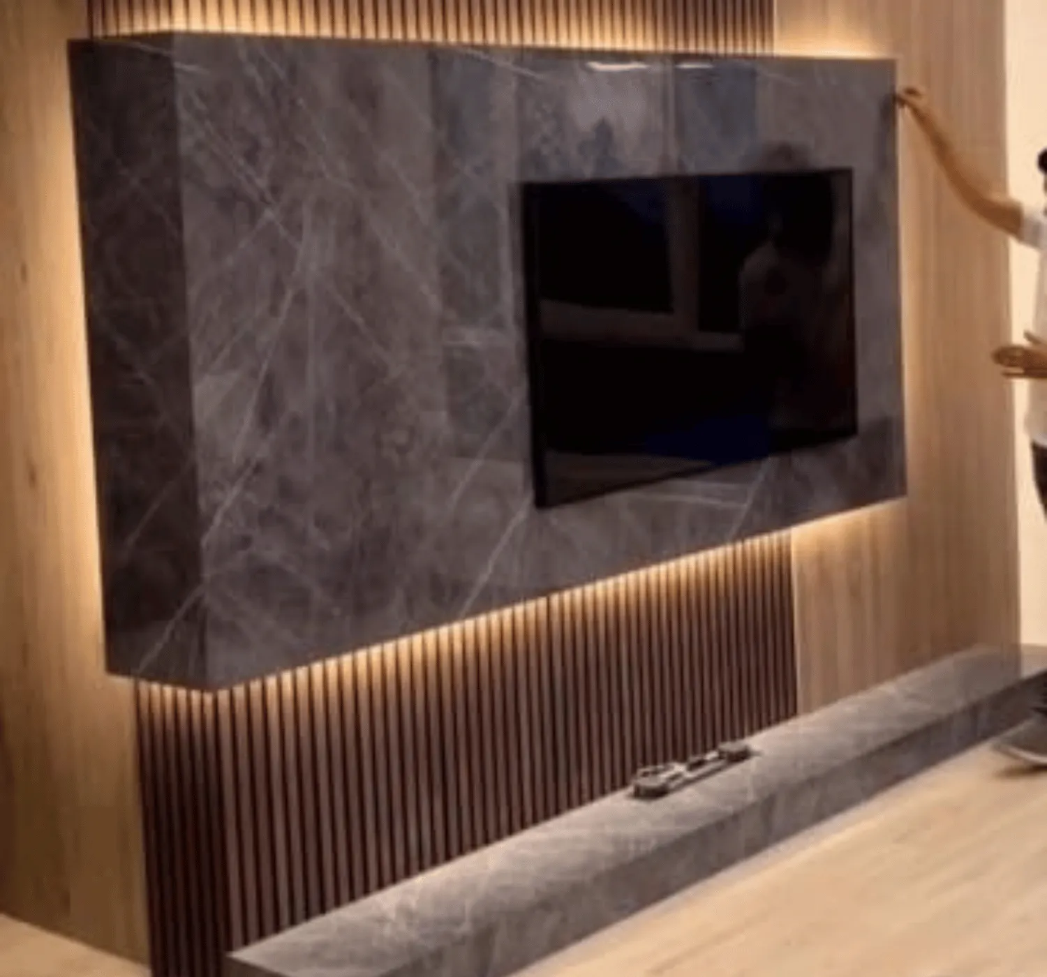 مشروع شركة الخرج للدهانات والديكورات